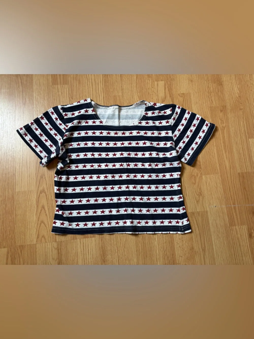 Vintage Americana Women’s Medium Cropped Short Sleeve Tee Striped Star Navy Red - Picture 10 of 15